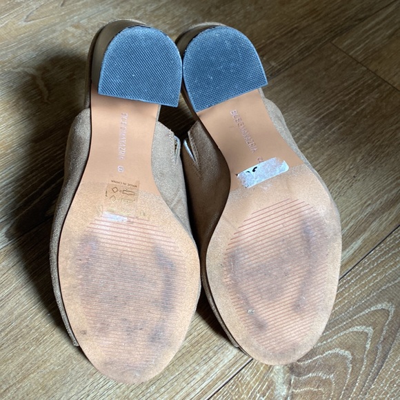 BCBG Block Heels - Picture 3 of 6